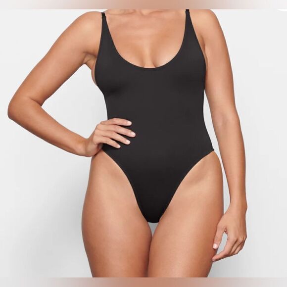 SKIMS scoop neck recycled swim one piece Onyx XS. NWT - Picture 9 of 10